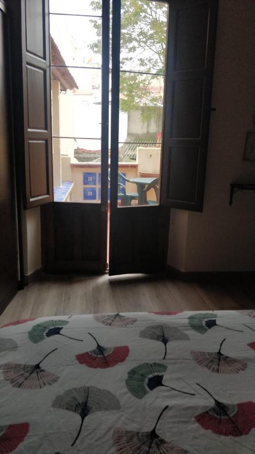 Airam Home Aragon, 7 Almansa Buitenkant foto