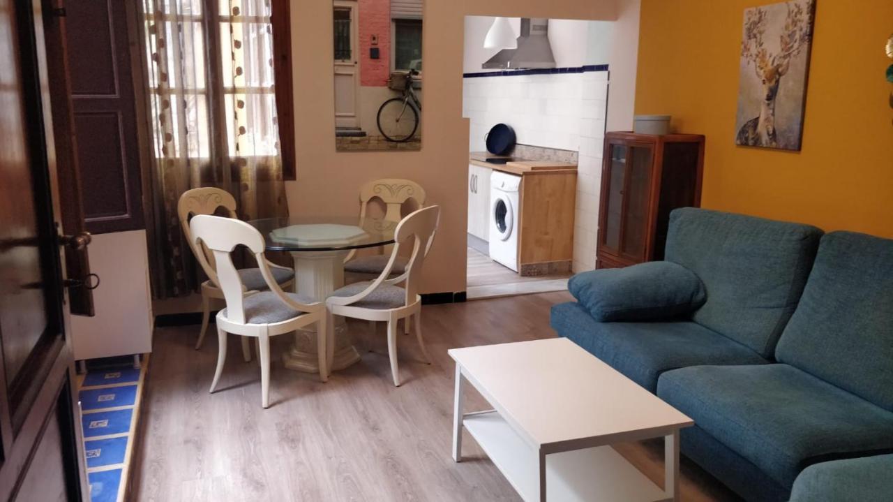 Airam Home Aragon, 7 Almansa Buitenkant foto